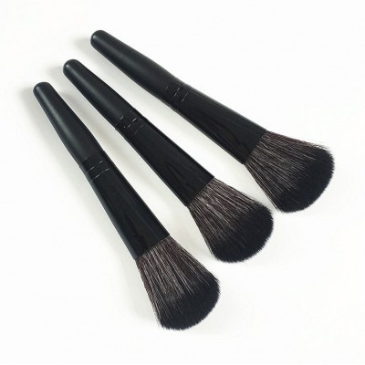 Single Black Makeup Brush Makeup Tool Blush Brush Eye Shadow Brush